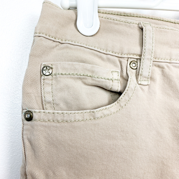 Garage Denim Beige Stretch Shorts - Picture 7 of 11
